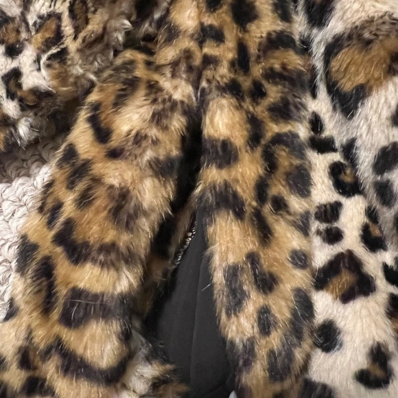 Calvin Klein M Cheetah Print Faux Fur Coat VTG - Picture 4 of 4